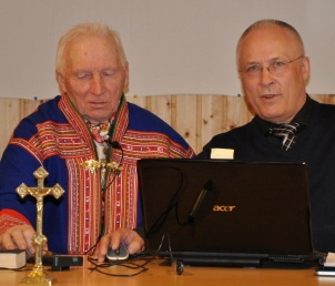 Tolken_Johan_A_O_Eira_Kautokeino_og_ordstyrer_Odd_Arne_Srensen_Troms_-_Foto_Privat